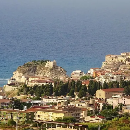 Holiday home House With 4 Bedrooms In Santa Domenica Vibo Valentia With Wonderful Sea View And Wifi 3 Km From The Beach Tropea