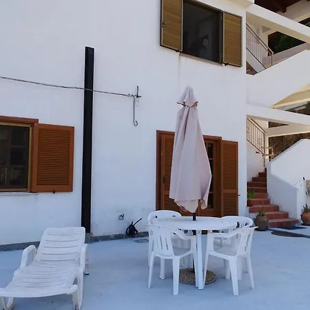 House With 4 Bedrooms In Santa Domenica Vibo Valentia With Wonderful Sea View And Wifi 3 Km From The Beach * トロペーア