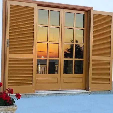 別荘 House With 4 Bedrooms In Santa Domenica Vibo Valentia With Wonderful Sea View And Wifi 3 Km From The Beach *